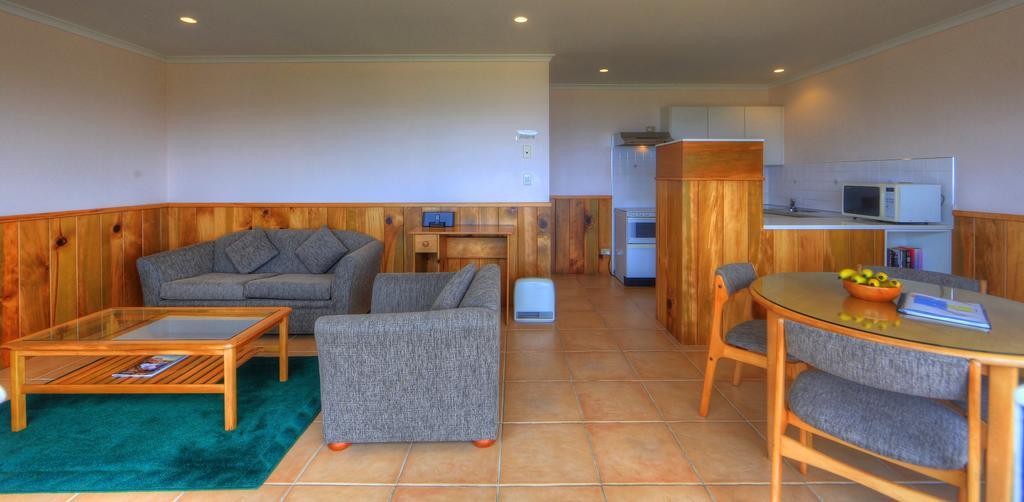 Islander Lodge Apartments Burnt Pine Oda fotoğraf
